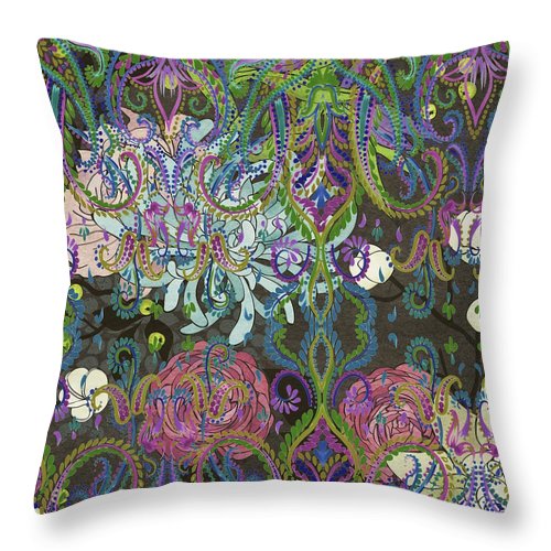 Parisienne - Throw Pillow